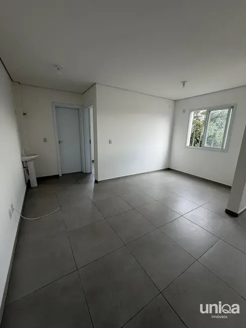 Foto 2 de Apartamento com 1 quarto para alugar, 34m2 em Camobi, Santa Maria - RS