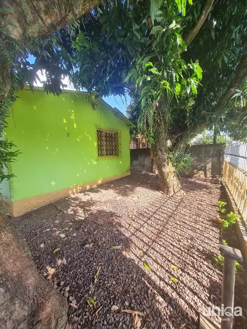 Foto 3 de Casa com 3 quartos para alugar, 50m2 em Camobi, Santa Maria - RS