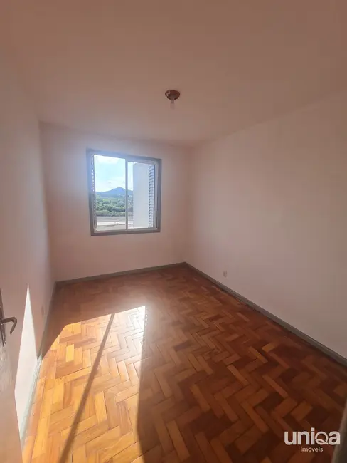 Foto 9 de Apartamento com 3 quartos para alugar, 81m2 em São José, Santa Maria - RS