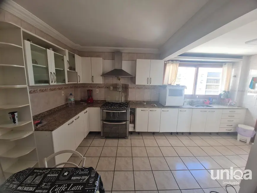 Foto 9 de Cobertura com 4 quartos à venda, 255m2 em Centro, Santa Maria - RS