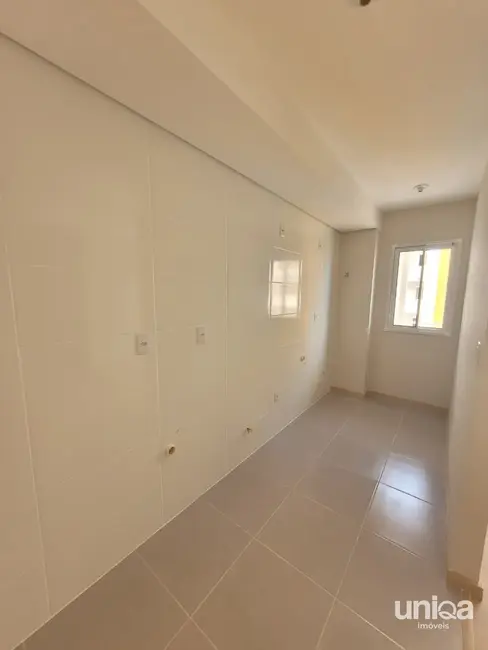 Apartamento com 2 quartos para alugar, 52m2 em Camobi, Santa Maria - RS - imagem 3 Foto 3 de Apartamento com 2 quartos para alugar, 52m2 em Camobi, Santa Maria - RS