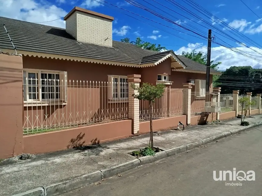 Casa com 5 quartos à venda, 284m2 em São José, Santa Maria - RS - imagem 8 Foto 8 de Casa com 5 quartos à venda, 284m2 em São José, Santa Maria - RS