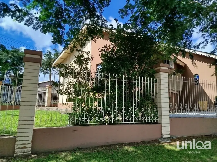 Casa com 5 quartos à venda, 284m2 em São José, Santa Maria - RS - imagem 6 Foto 6 de Casa com 5 quartos à venda, 284m2 em São José, Santa Maria - RS