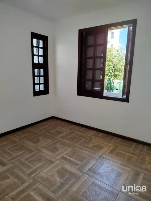 Foto 7 de Casa com 3 quartos para alugar, 283m2 em São José, Santa Maria - RS