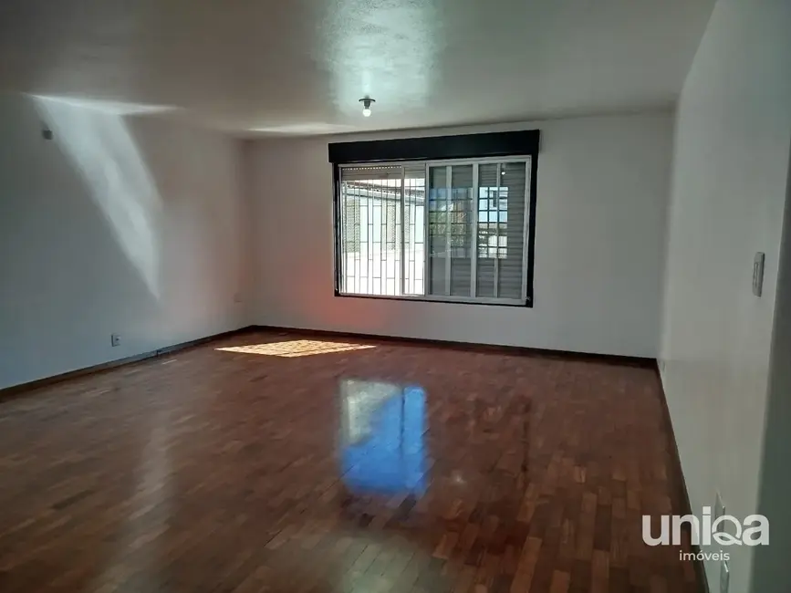 Foto 9 de Casa com 3 quartos para alugar, 283m2 em São José, Santa Maria - RS
