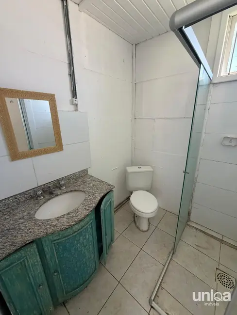 Foto 5 de Casa com 2 quartos para alugar, 48m2 em Camobi, Santa Maria - RS