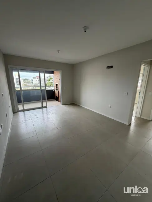 Foto 2 de Apartamento com 2 quartos à venda, 83m2 em Camobi, Santa Maria - RS