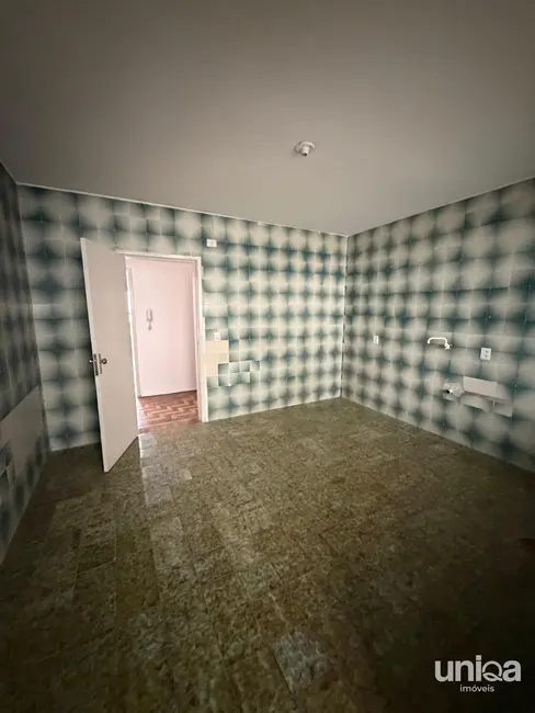 Foto 4 de Apartamento com 3 quartos para alugar, 120m2 em Camobi, Santa Maria - RS