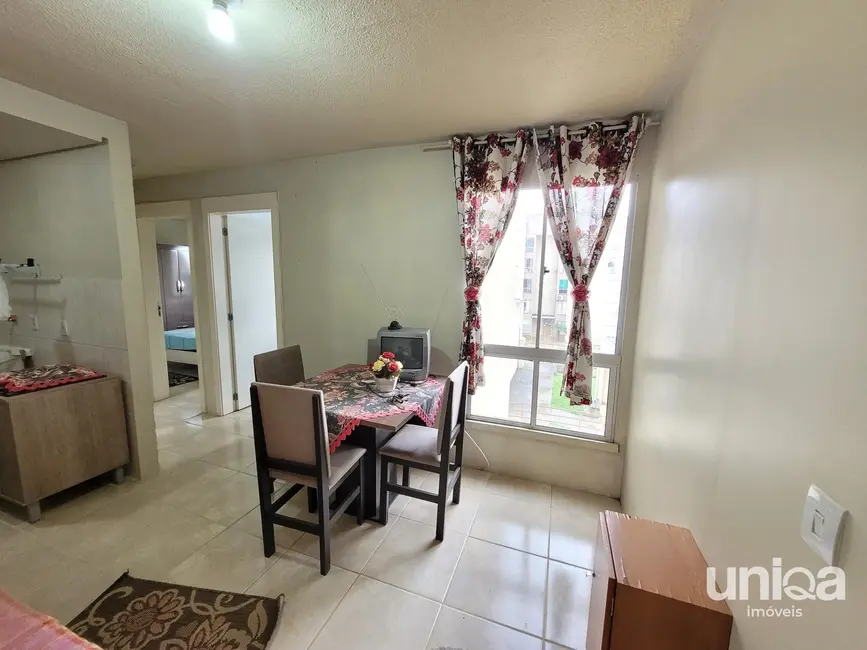 Foto 2 de Apartamento com 2 quartos à venda, 38m2 em Urlândia, Santa Maria - RS
