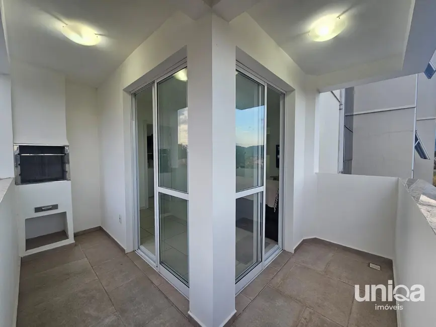 Foto 6 de Apartamento com 1 quarto para alugar, 37m2 em Camobi, Santa Maria - RS