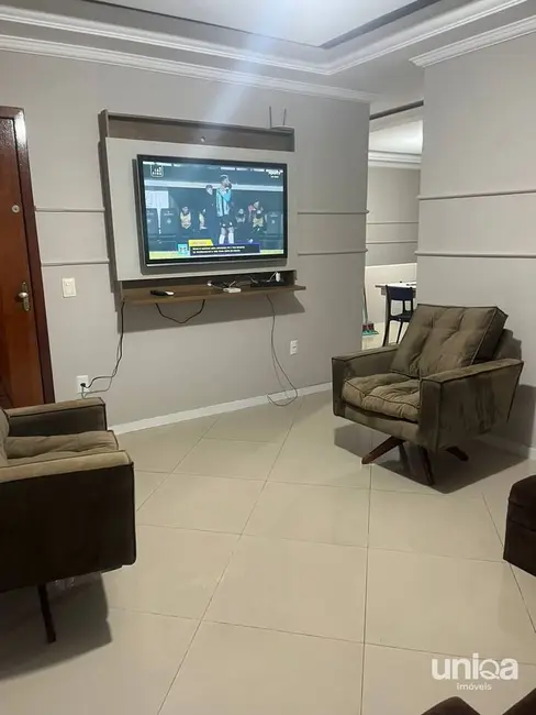 Cobertura com 3 quartos para alugar, 280m2 em Camobi, Santa Maria - RS - imagem 5 Foto 5 de Cobertura com 3 quartos para alugar, 280m2 em Camobi, Santa Maria - RS