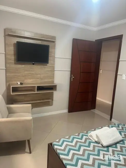 Cobertura com 3 quartos para alugar, 280m2 em Camobi, Santa Maria - RS - imagem 9 Foto 9 de Cobertura com 3 quartos para alugar, 280m2 em Camobi, Santa Maria - RS