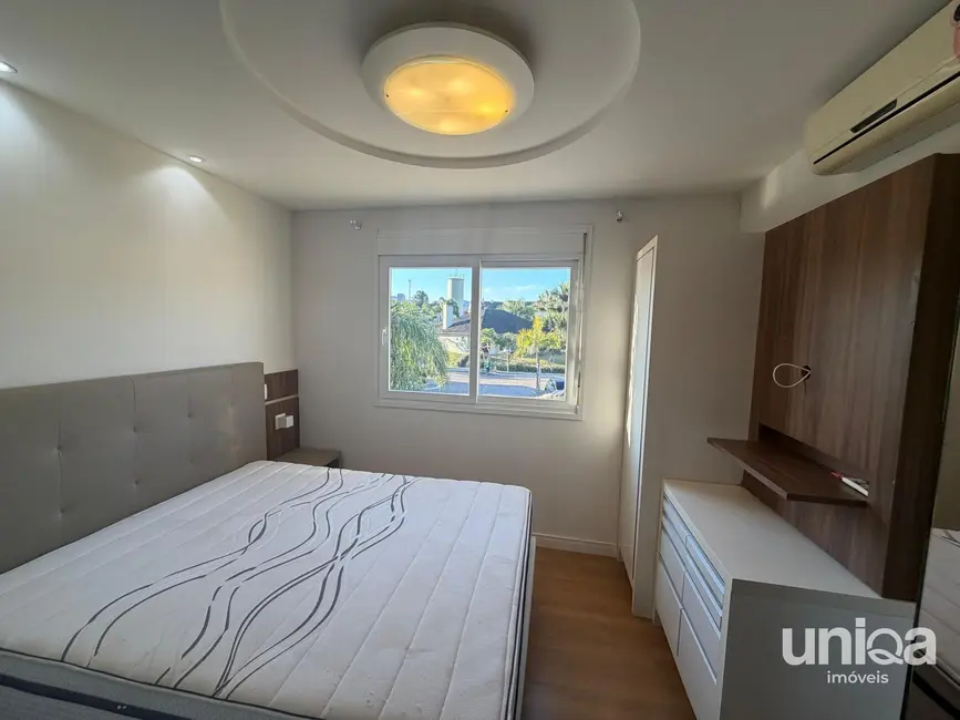 Casa com 4 quartos à venda, 172m2 em São José, Santa Maria - RS - imagem 8 Foto 8 de Casa com 4 quartos à venda, 172m2 em São José, Santa Maria - RS