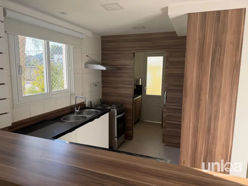 Casa com 4 quartos à venda, 172m2 em São José, Santa Maria - RS - imagem 5 Foto 5 de Casa com 4 quartos à venda, 172m2 em São José, Santa Maria - RS