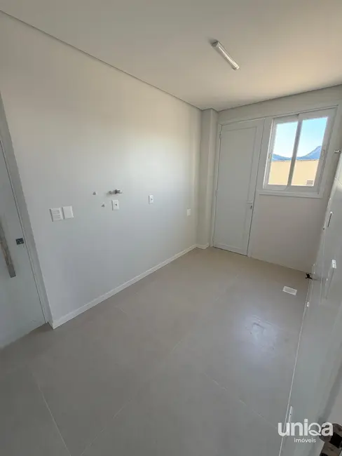 Foto 9 de Casa de Condomínio com 4 quartos à venda, 319m2 em São José, Santa Maria - RS