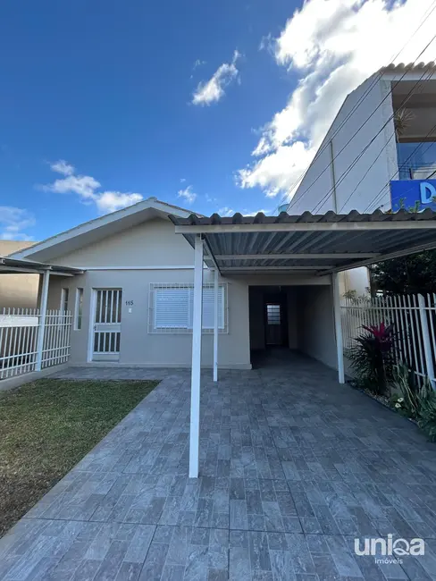 Casa com 2 quartos para alugar, 100m2 em Camobi, Santa Maria - RS - imagem 1 Foto 1 de Casa com 2 quartos para alugar, 100m2 em Camobi, Santa Maria - RS