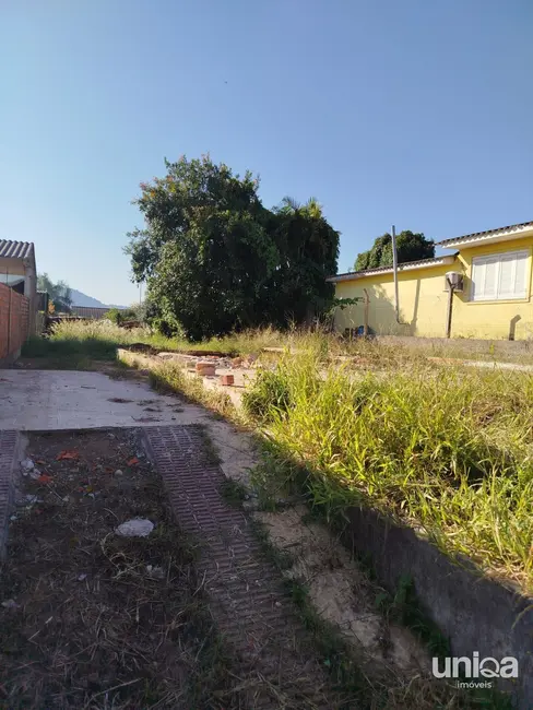 Foto 2 de Terreno / Lote à venda, 435m2 em Camobi, Santa Maria - RS