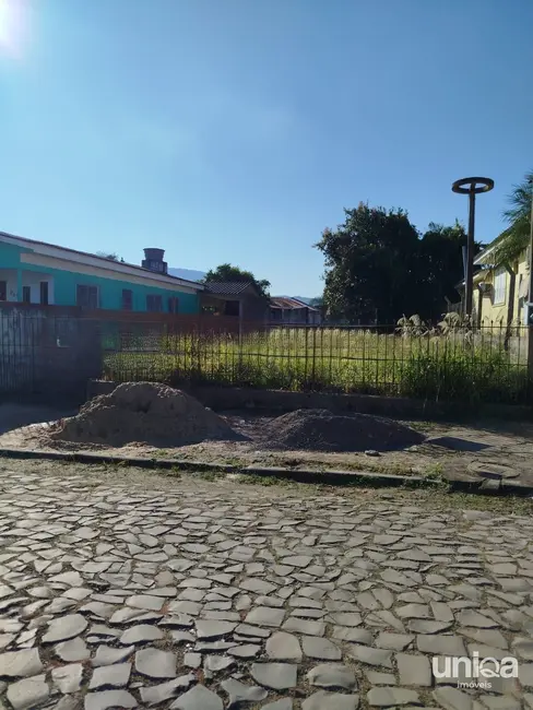 Foto 4 de Terreno / Lote à venda, 435m2 em Camobi, Santa Maria - RS