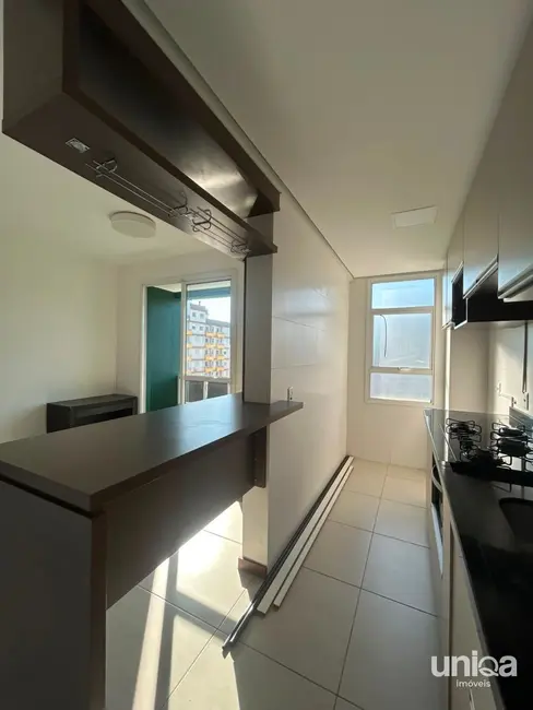 Foto 5 de Apartamento com 1 quarto para alugar, 42m2 em São José, Santa Maria - RS