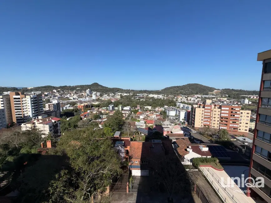 Foto 7 de Apartamento com 3 quartos à venda, 203m2 em Nonoai, Santa Maria - RS