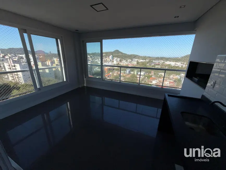 Foto 6 de Apartamento com 3 quartos à venda, 203m2 em Nonoai, Santa Maria - RS