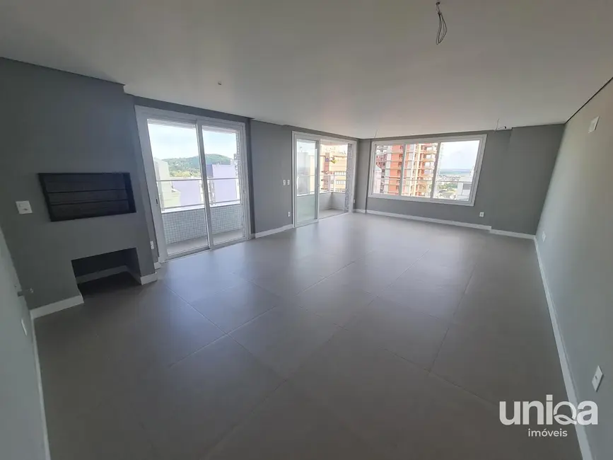 Apartamento com 3 quartos à venda, 173m2 em Nossa Senhora de Lourdes, Santa Maria - RS - imagem 6 Foto 6 de Apartamento com 3 quartos à venda, 173m2 em Nossa Senhora de Lourdes, Santa Maria - RS