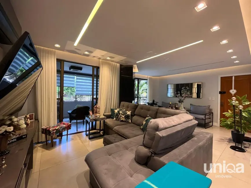 Apartamento com 3 quartos à venda, 232m2 em Nossa Senhora de Lourdes, Santa Maria - RS - imagem 2 Foto 2 de Apartamento com 3 quartos à venda, 232m2 em Nossa Senhora de Lourdes, Santa Maria - RS
