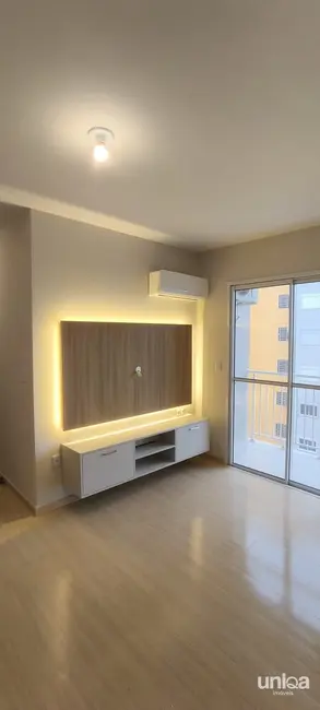Foto 2 de Apartamento com 2 quartos para alugar, 52m2 em Camobi, Santa Maria - RS