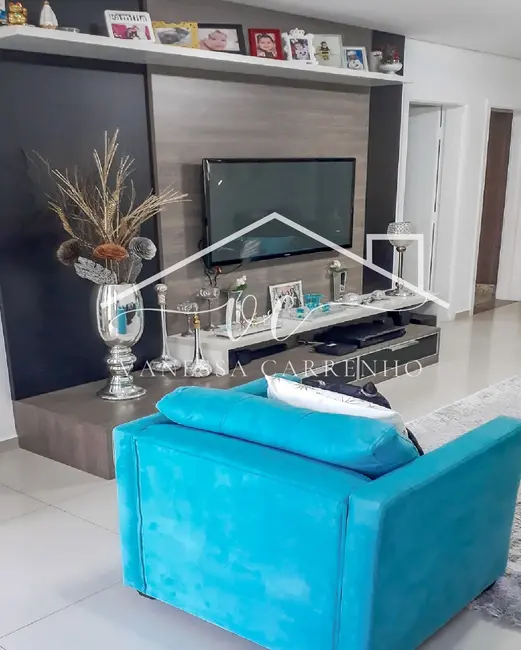 Casa de Condomínio com 3 quartos à venda, 261m2 em Ibiti Royal Park, Sorocaba - SP - imagem 3 Foto 3 de Casa de Condomínio com 3 quartos à venda, 261m2 em Ibiti Royal Park, Sorocaba - SP