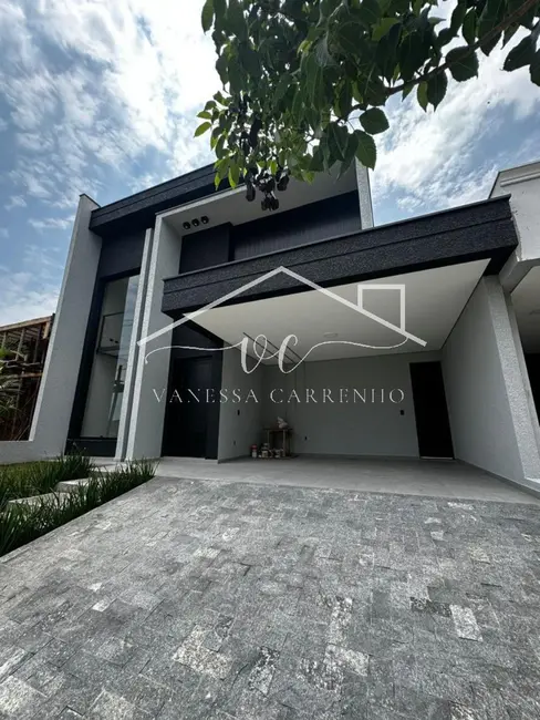 Casa de Condomínio com 3 quartos à venda, 200m2 em Sorocaba - SP - imagem 1 Foto 1 de Casa de Condomínio com 3 quartos à venda, 200m2 em Sorocaba - SP