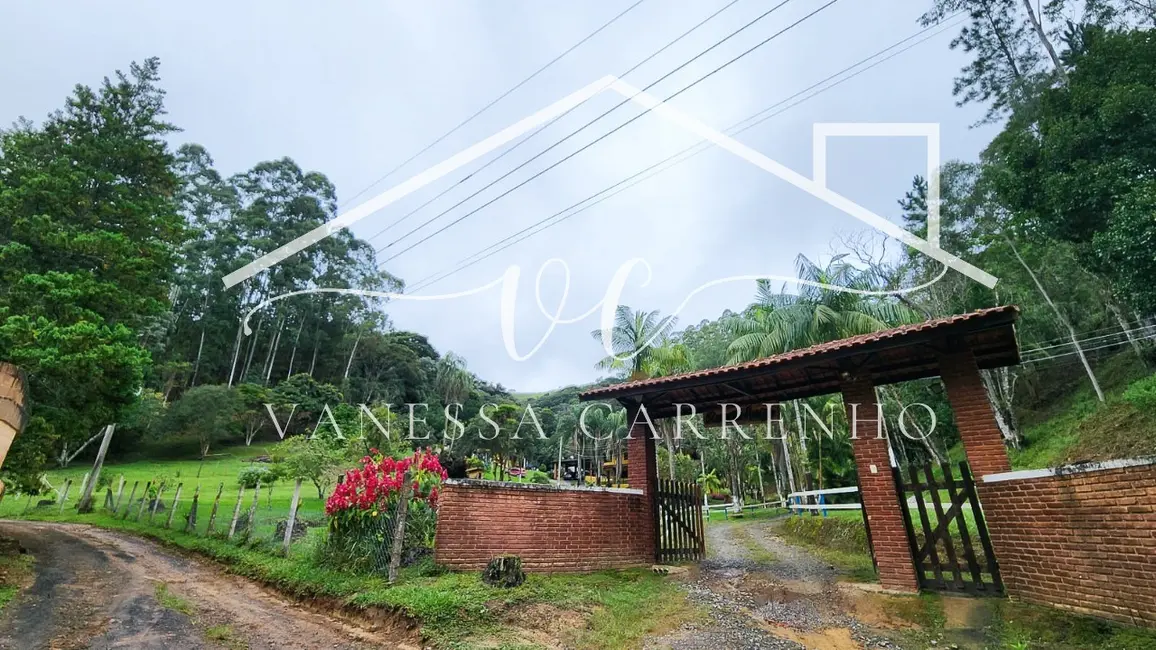 Sítio / Rancho com 7 quartos à venda, 1000m2 em Sao Lourenco Da Serra - SP - imagem 4 Foto 4 de Sítio / Rancho com 7 quartos à venda, 1000m2 em Sao Lourenco Da Serra - SP