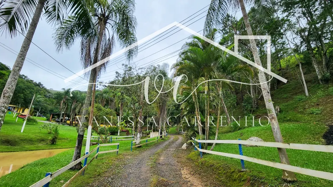 Sítio / Rancho com 7 quartos à venda, 1000m2 em Sao Lourenco Da Serra - SP - imagem 6 Foto 6 de Sítio / Rancho com 7 quartos à venda, 1000m2 em Sao Lourenco Da Serra - SP