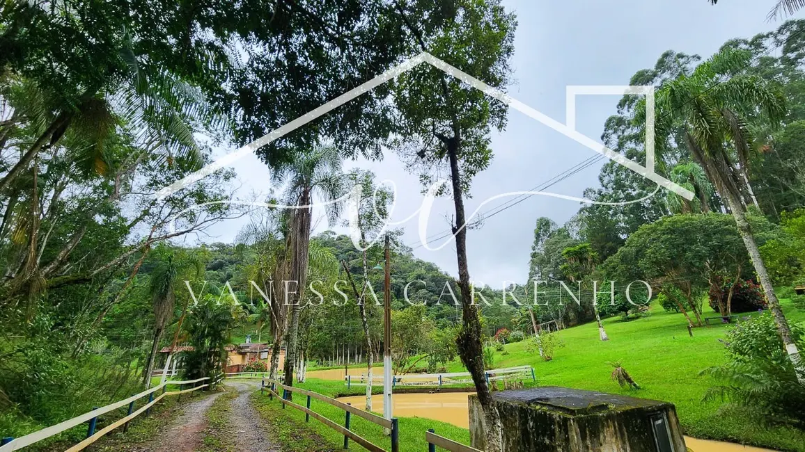 Sítio / Rancho com 7 quartos à venda, 1000m2 em Sao Lourenco Da Serra - SP - imagem 8 Foto 8 de Sítio / Rancho com 7 quartos à venda, 1000m2 em Sao Lourenco Da Serra - SP