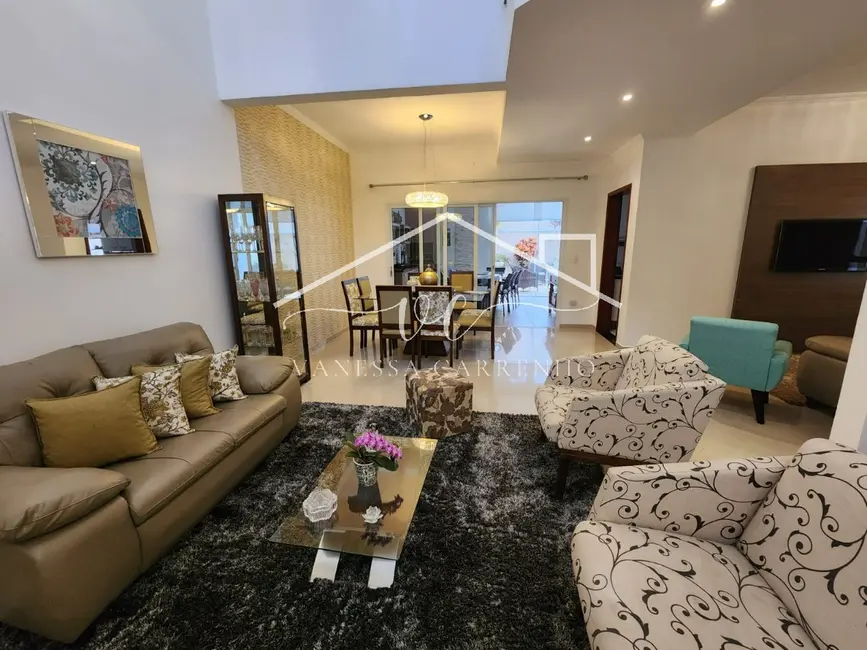 Casa de Condomínio com 3 quartos à venda, 215m2 em Ibiti Royal Park, Sorocaba - SP - imagem 3 Foto 3 de Casa de Condomínio com 3 quartos à venda, 215m2 em Ibiti Royal Park, Sorocaba - SP
