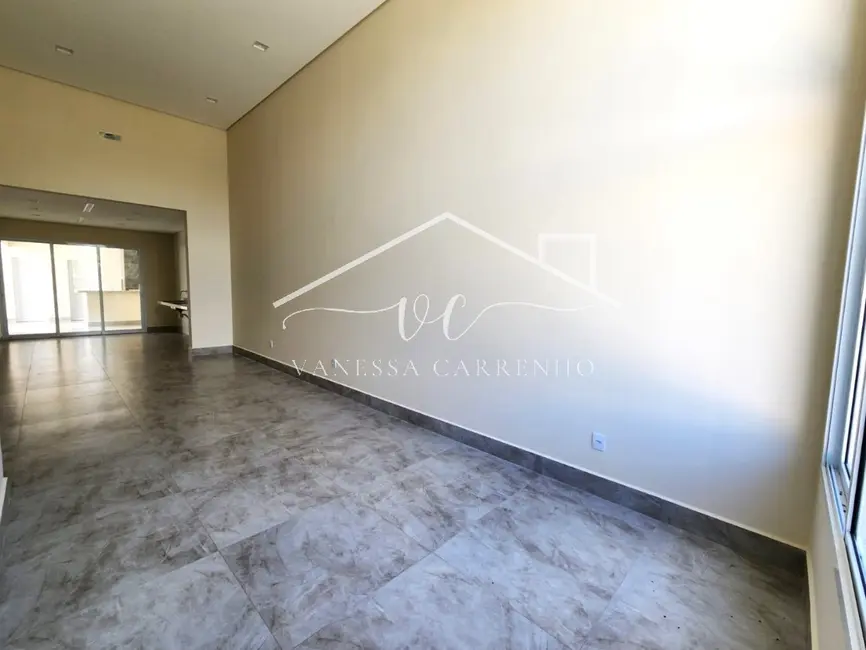 Casa de Condomínio com 3 quartos à venda, 175m2 em Ibiti Royal Park, Sorocaba - SP - imagem 3 Foto 3 de Casa de Condomínio com 3 quartos à venda, 175m2 em Ibiti Royal Park, Sorocaba - SP