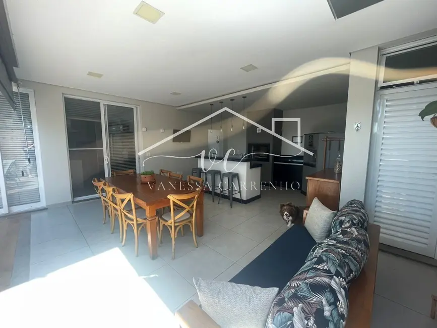 Casa de Condomínio com 3 quartos à venda, 350m2 em Ibiti Royal Park, Sorocaba - SP - imagem 8 Foto 8 de Casa de Condomínio com 3 quartos à venda, 350m2 em Ibiti Royal Park, Sorocaba - SP