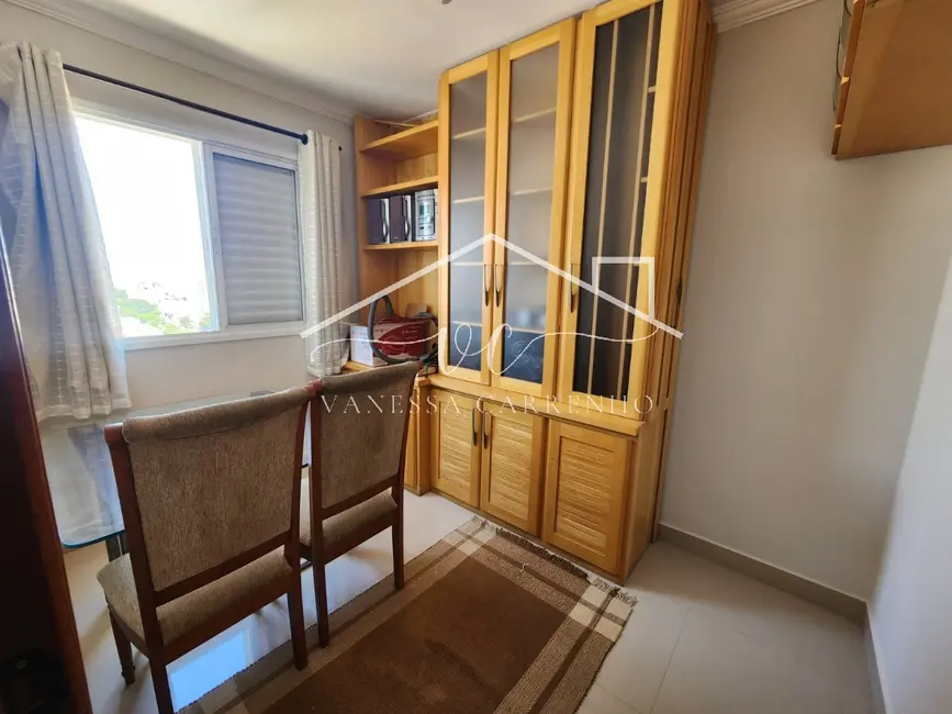 Apartamento com 3 quartos para alugar, 197m2 em Jardim Gonçalves, Sorocaba - SP - imagem 6 Foto 6 de Apartamento com 3 quartos para alugar, 197m2 em Jardim Gonçalves, Sorocaba - SP