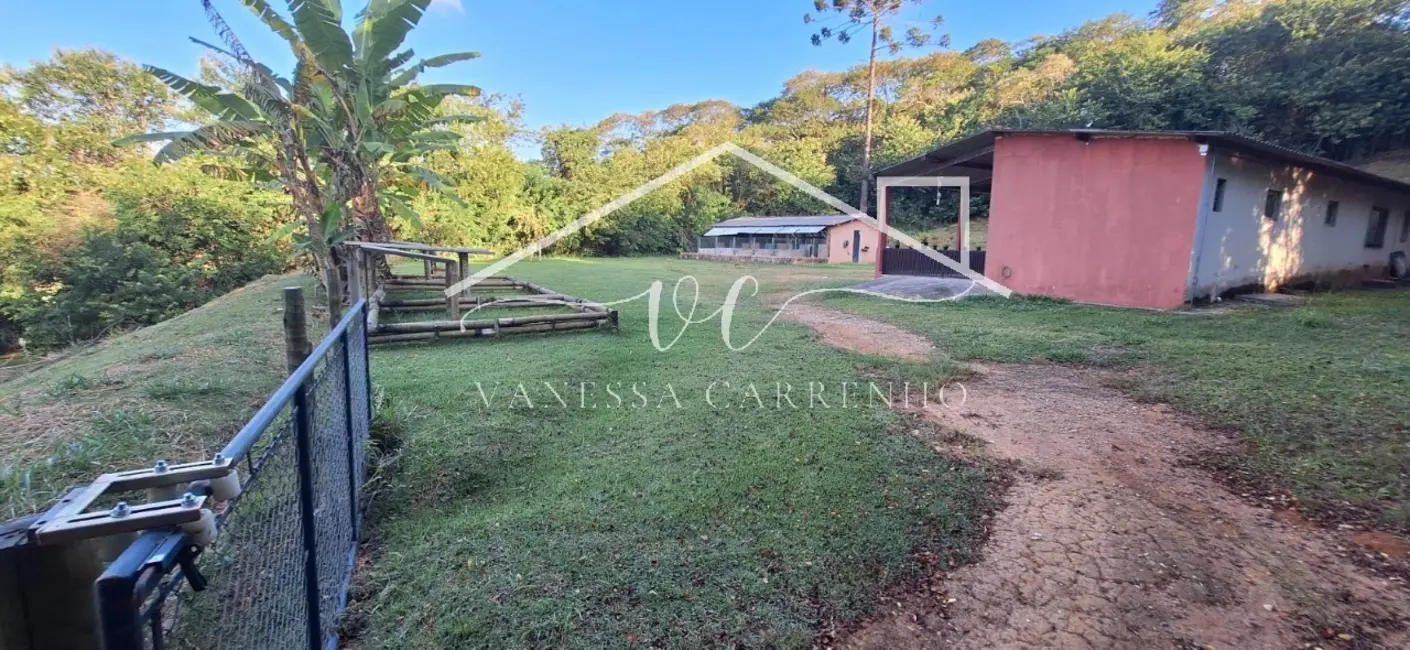 Foto 2 de Chácara com 2 quartos à venda, 181m2 em Jardim Camargo (Canguera), Sao Roque - SP