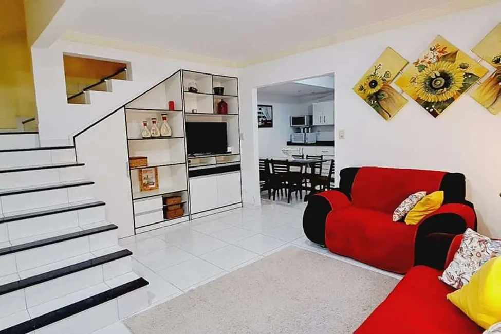 Casa com 3 quartos à venda, 113m2 em São Francisco de Assis, Camboriu - SC - imagem 6 Foto 6 de Casa com 3 quartos à venda, 113m2 em São Francisco de Assis, Camboriu - SC