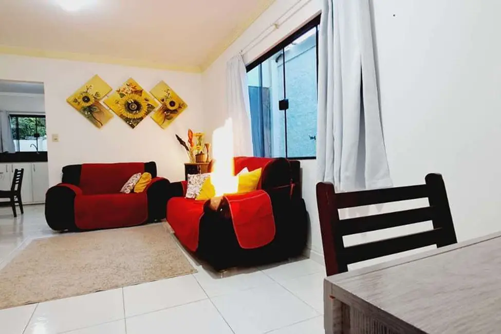 Casa com 3 quartos à venda, 113m2 em São Francisco de Assis, Camboriu - SC - imagem 5 Foto 5 de Casa com 3 quartos à venda, 113m2 em São Francisco de Assis, Camboriu - SC