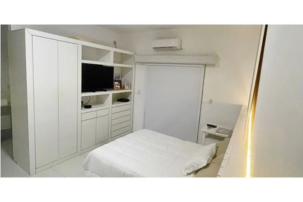 Casa com 3 quartos à venda, 270m2 em Barra, Balneario Camboriu - SC - imagem 6 Foto 6 de Casa com 3 quartos à venda, 270m2 em Barra, Balneario Camboriu - SC