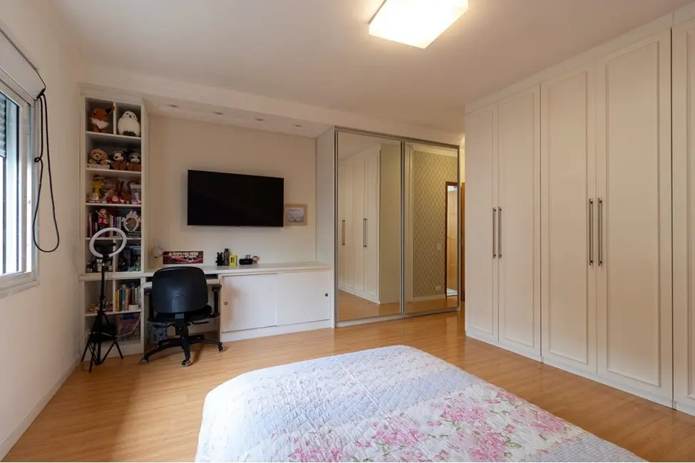 Foto 2 de Casa com 3 quartos à venda, 318m2 em Vila Guarani (Z Sul), São Paulo - SP