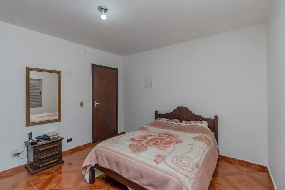 Foto 4 de Casa com 3 quartos à venda, 160m2 em Vila Nova Galvão, São Paulo - SP
