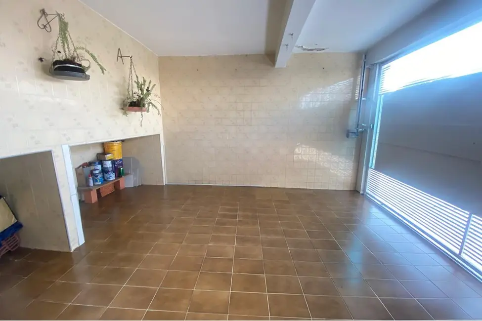 Foto 4 de Casa com 3 quartos à venda, 220m2 em Vila Bertioga, São Paulo - SP