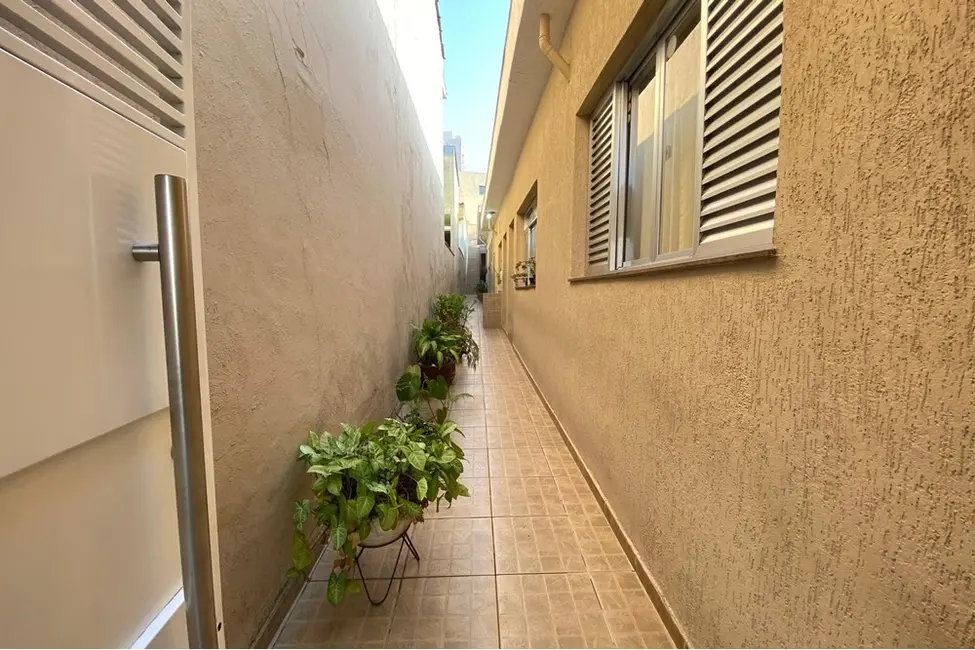 Foto 8 de Casa com 3 quartos à venda, 220m2 em Vila Bertioga, São Paulo - SP