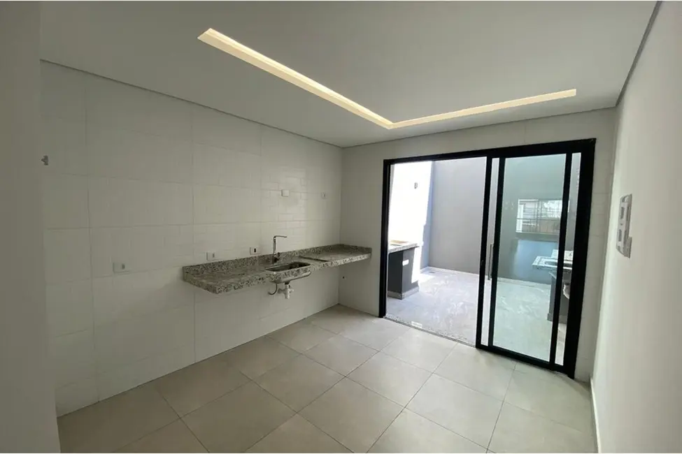 Foto 5 de Casa com 3 quartos à venda, 135m2 em Vila Ivg, São Paulo - SP