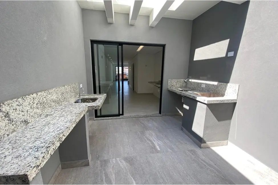 Foto 7 de Casa com 3 quartos à venda, 135m2 em Vila Ivg, São Paulo - SP