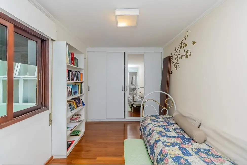 Casa com 4 quartos à venda, 173m2 em Jardim Umuarama, São Paulo - SP - imagem 4 Foto 4 de Casa com 4 quartos à venda, 173m2 em Jardim Umuarama, São Paulo - SP