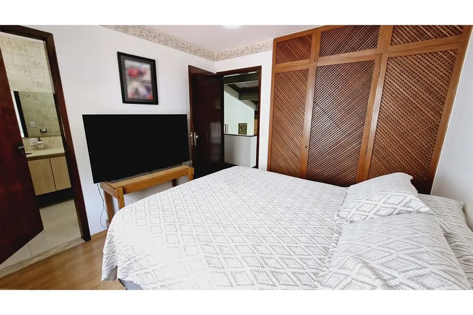 Foto 4 de Casa com 3 quartos à venda, 535m2 em Vila Suzana, São Paulo - SP