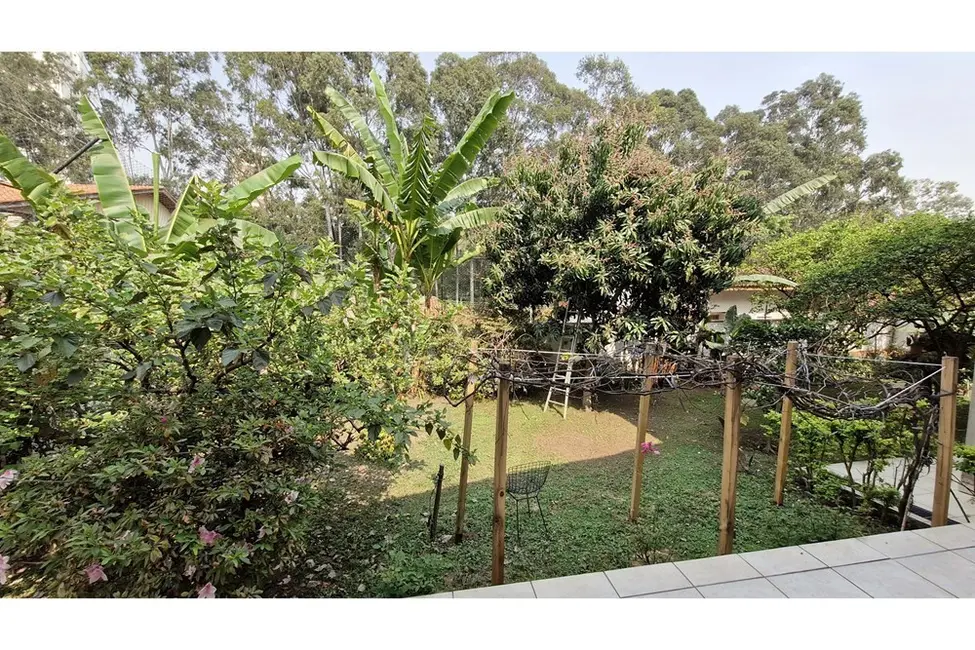 Foto 2 de Casa com 3 quartos à venda, 535m2 em Vila Suzana, São Paulo - SP